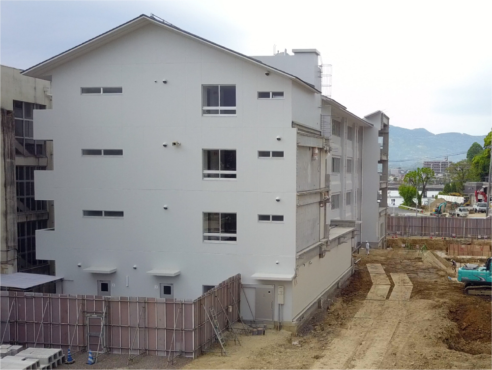 伊万里市立伊万里中学校　新築工事